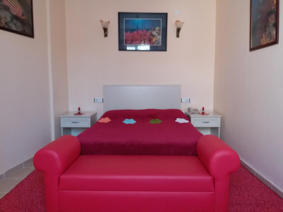 Sualti Hotel Айвалык Номер фото