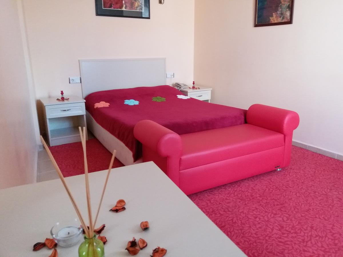 Sualti Hotel Айвалык Номер фото